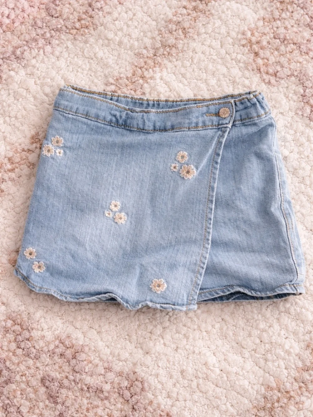 OshKosh B’gosh Denim Skort 4T Floral Embroidered Light Wash Toddler Skirt Shorts